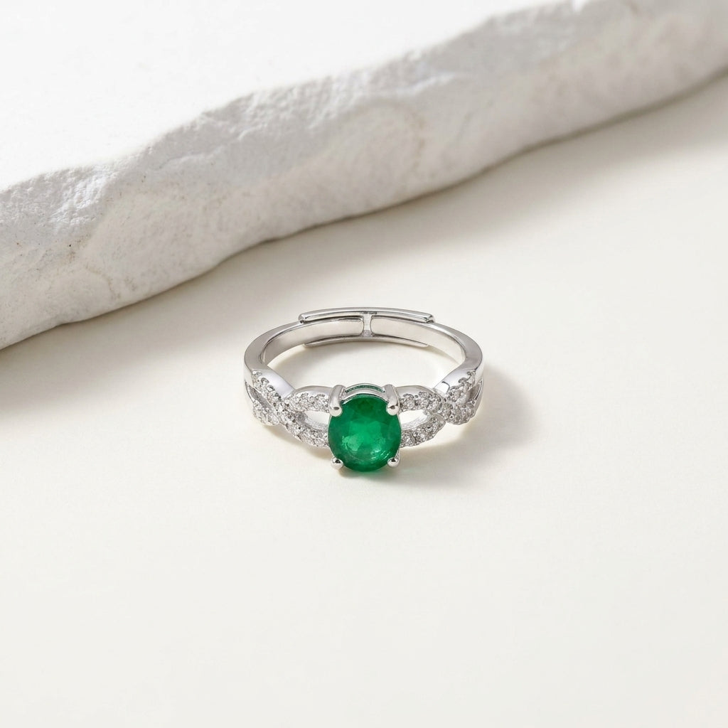 Luxury Emerald Oval Cubic Zirconia Adjustable Silver Ring for Women