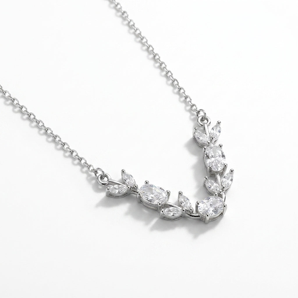 Luxury Silver White Crystal Floral Necklace for Women