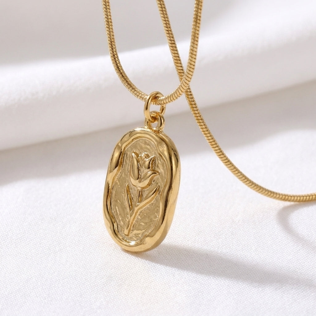 Aurezza Elegant Vintage Floral Medallion Pendant Necklace for Women
