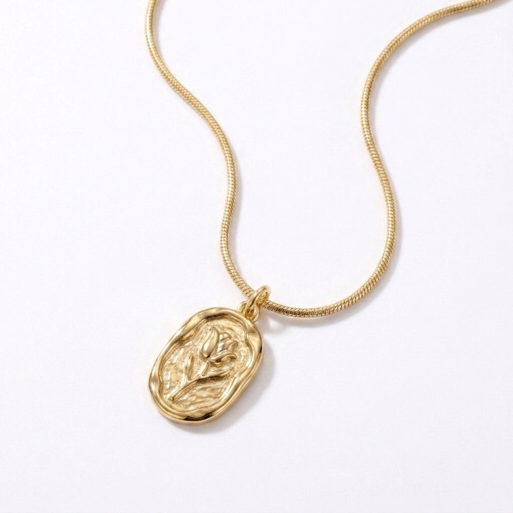 Aurezza Elegant Vintage Floral Medallion Pendant Necklace for Women