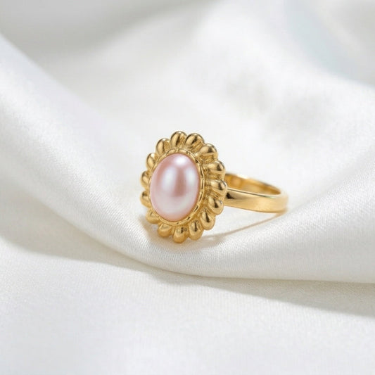 Luxury Gold Pearl Bloom Ring for Women