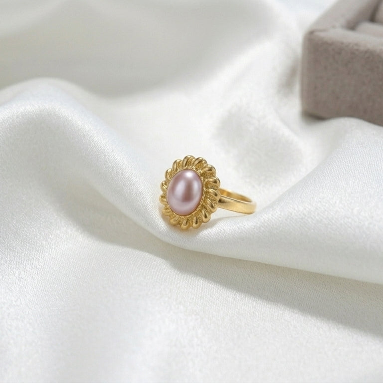 Luxury Gold Pearl Bloom Ring for Women